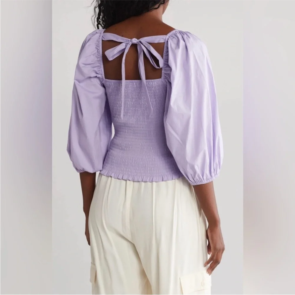 🌸 Wayf Lavender Ruched Puff Sleeve Blouse – Size XS 🌸 - Picture 2 of 9